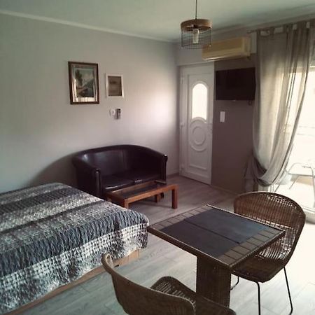 Minimal & Cozy Στουντιο Με Δωρεαν Χωρο Σταθμευσησ Kavala Exterior foto